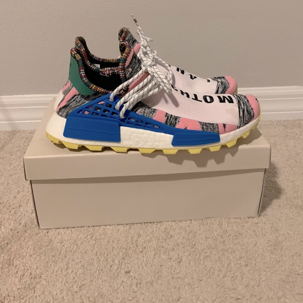 Pharrell Williams human race moth3r - size 10 mens